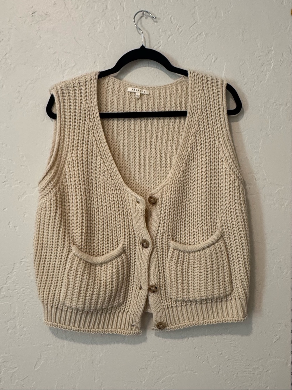 Button-Front Knit Vest in Cream